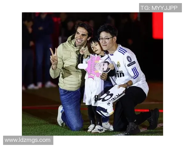 卡卡家族的足球传奇与荣耀：从绿茵场到家庭生活的故事